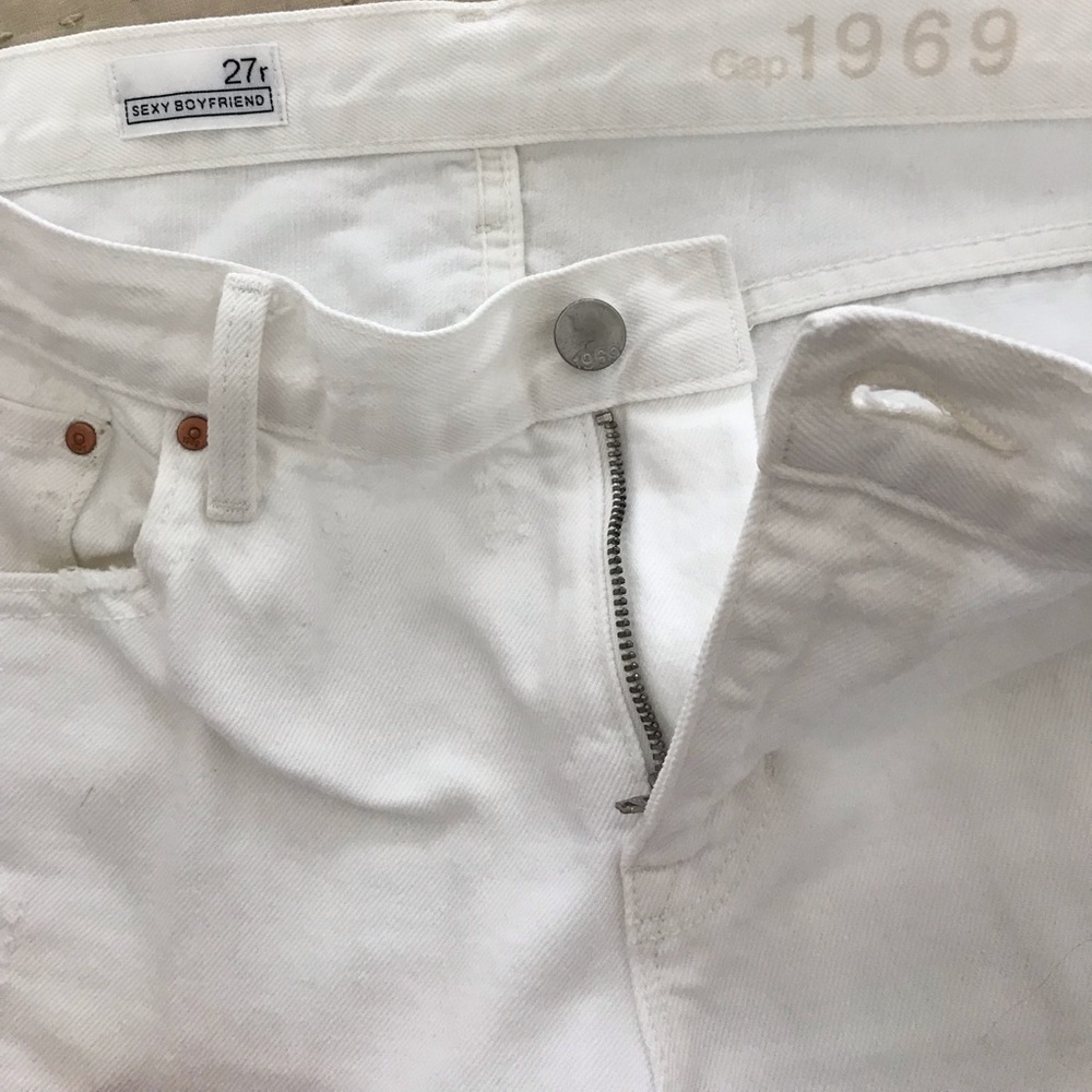 Boyfriend white jeans